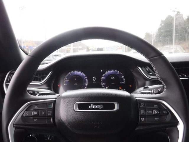 Certified 2023 Jeep Grand Cherokee L Laredo image 33