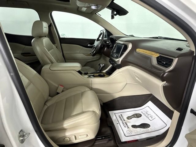 Used 2018 GMC Acadia Denali w/ Technology Package AWD/4WD image 33