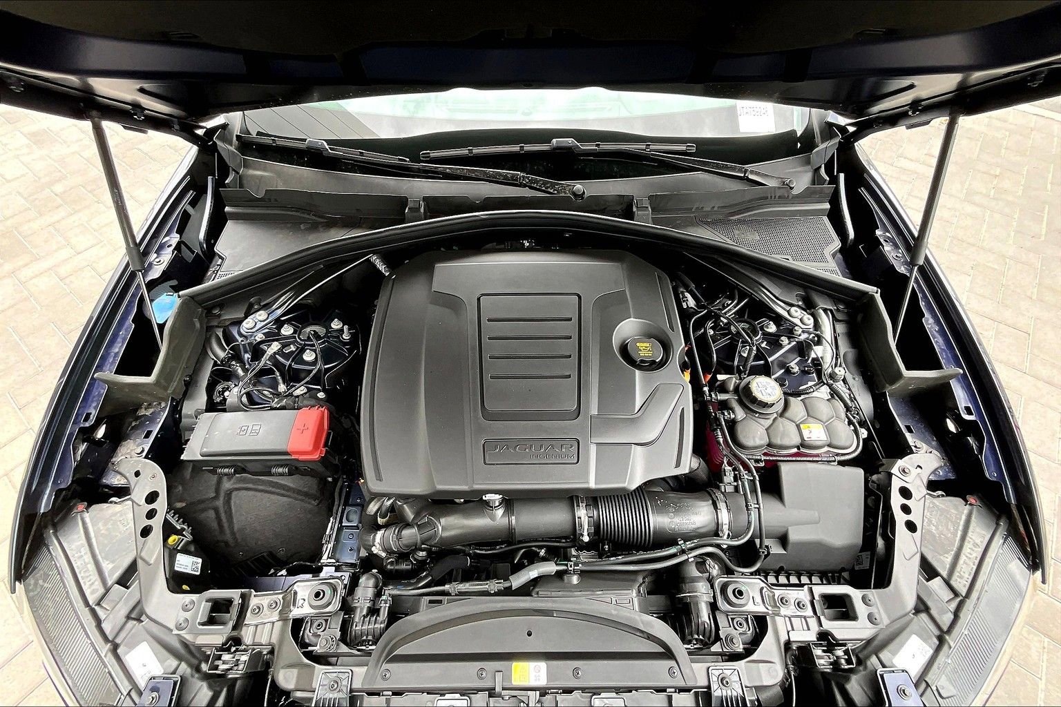 New 2026 Jaguar F-PACE R-Dynamic S image 11