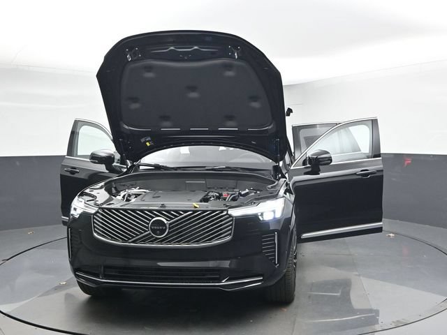 New 2026 Volvo XC90 B6 Plus w/ Protection Package Premier AWD/4WD image 55
