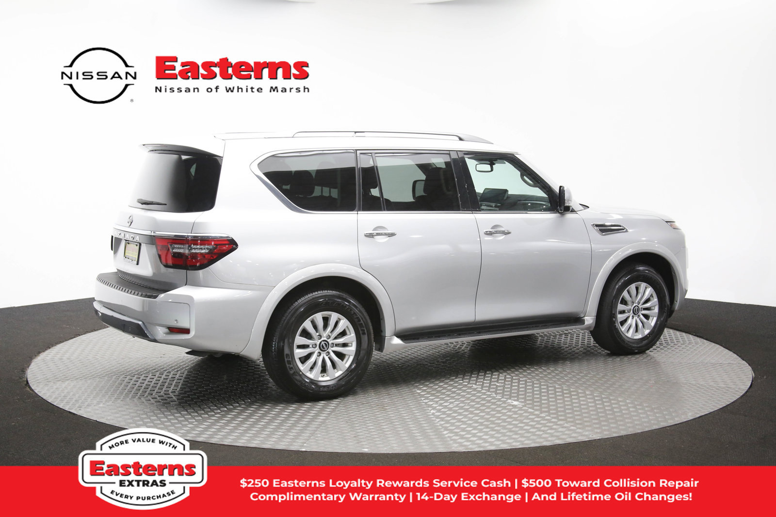 Used 2023 Nissan Armada SV AWD/4WD image 43