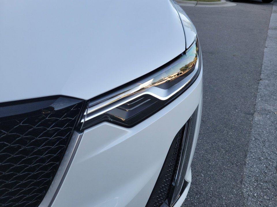 New 2025 Cadillac XT6 Sport w/ Technology Package image 26