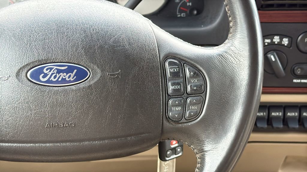 Used 2006 Ford F350 Lariat AWD/4WD image 22