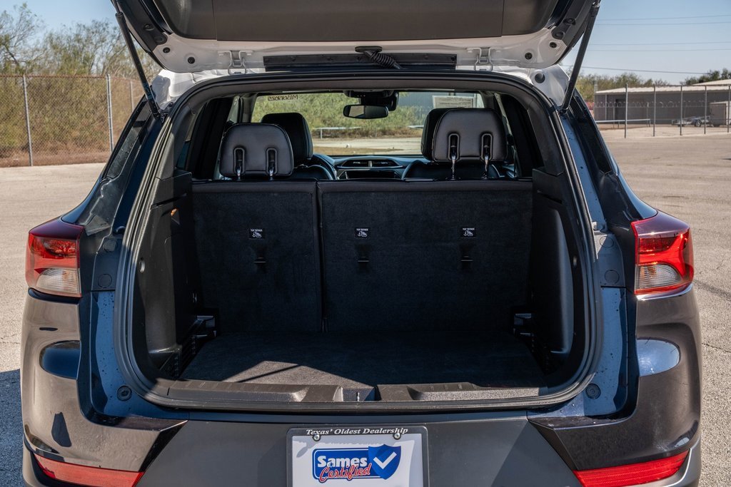 Used 2021 Chevrolet TrailBlazer ACTIV w/ Technology Package image 23