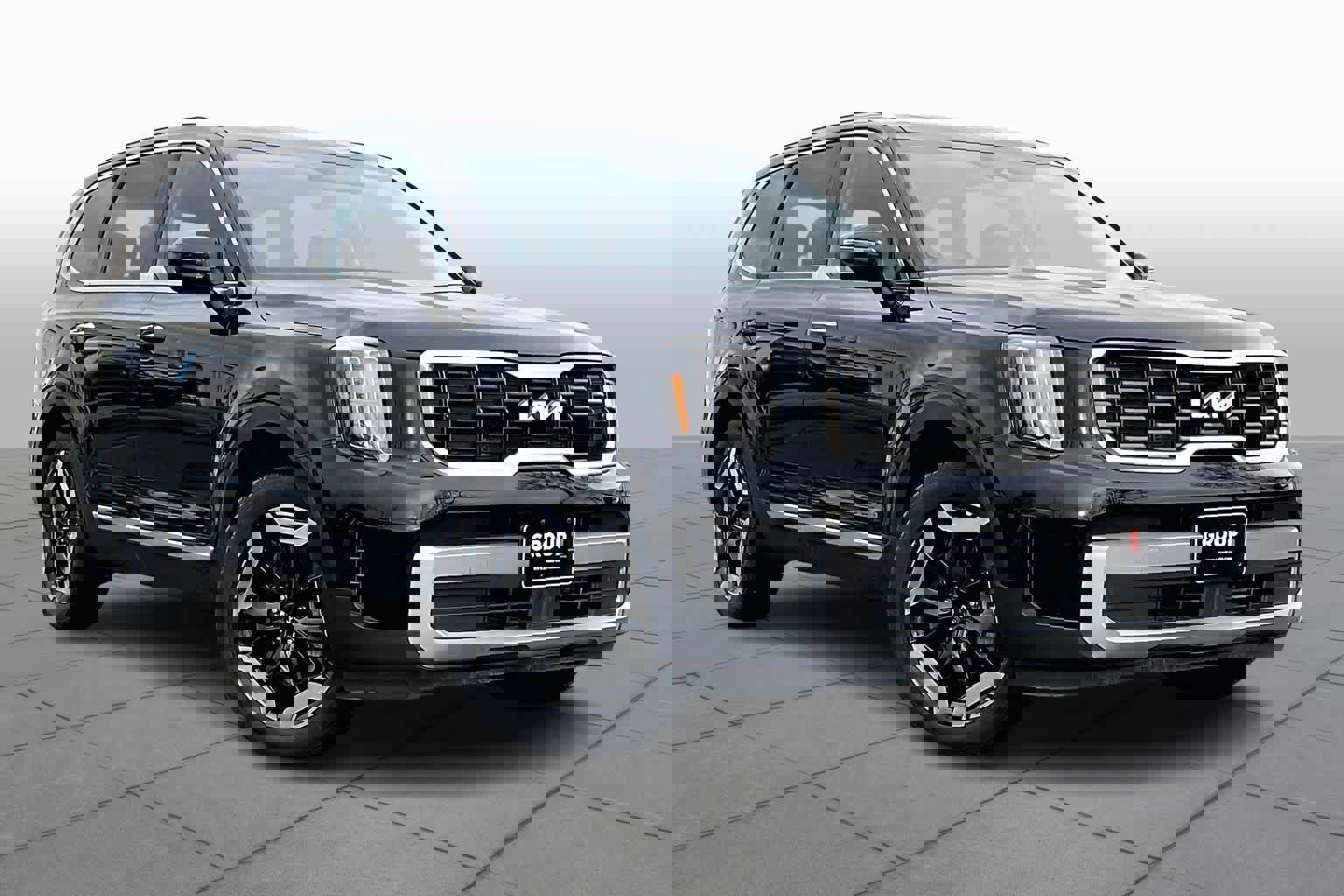 Used 2023 Kia Telluride S w/ S Sunroof Package image 2