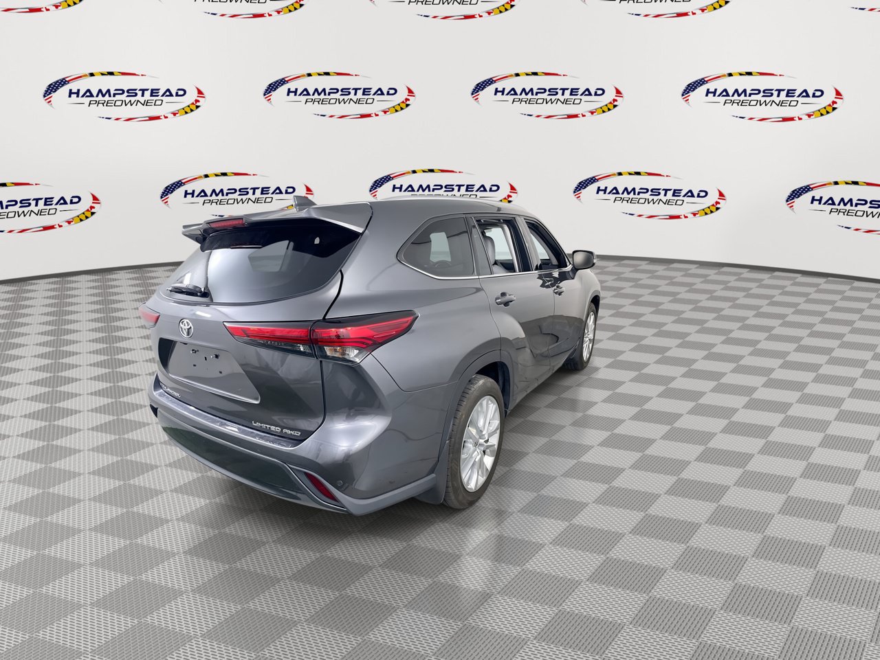 Used 2021 Toyota Highlander Limited AWD/4WD image 9