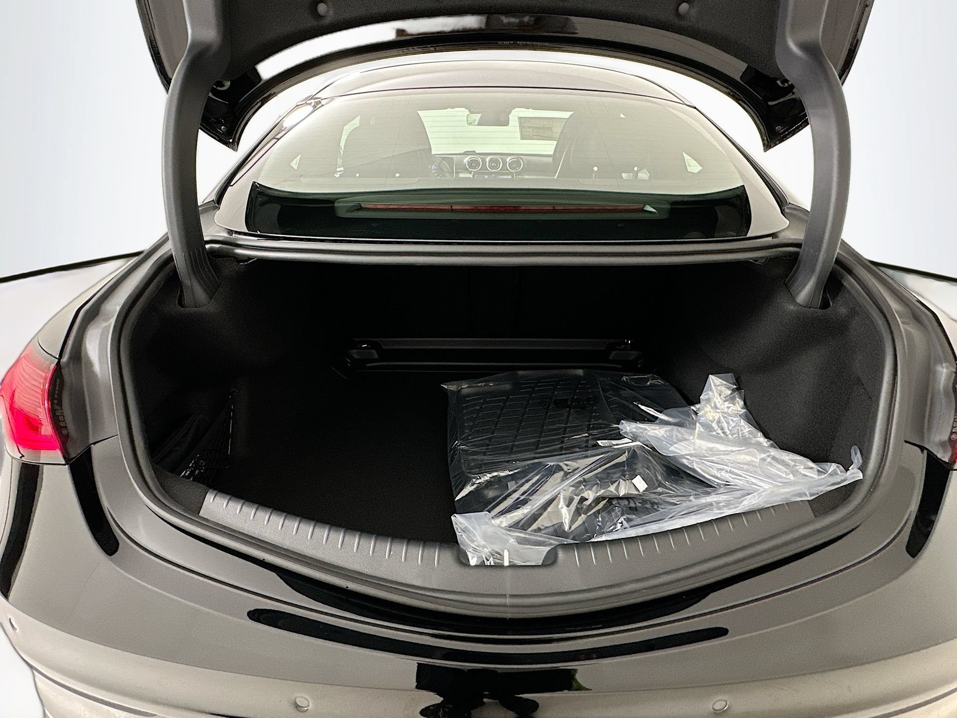 New 2026 Mercedes-Benz CLE 300 4MATIC Coupe image 28