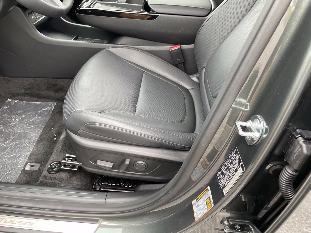 New 2026 Hyundai Tucson Limited w/ Tow & Go Package AWD/4WD image 12