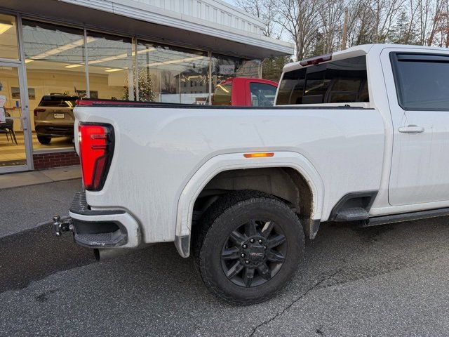 Used 2024 GMC Sierra 2500 AT4 w/ AT4 Premium Plus Package image 5
