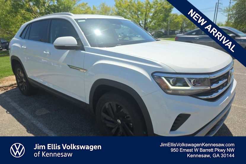 Used 2022 Volkswagen Atlas Cross Sport SE w/ Panoramic Sunroof Package FWD image 1