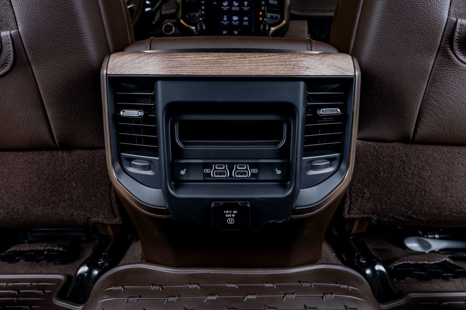 Used 2025 RAM 2500 Limited AWD/4WD image 35
