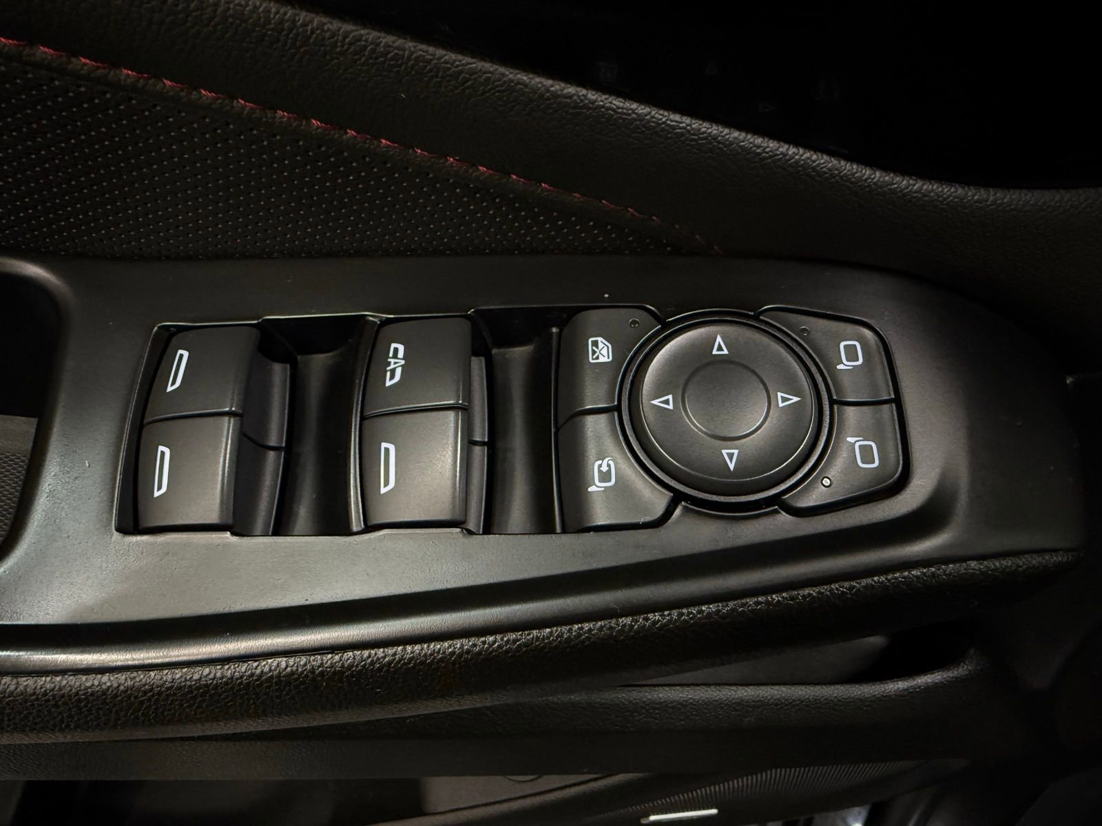 Used 2023 Chevrolet Traverse RS w/ LPO, Floor Liner Package image 10