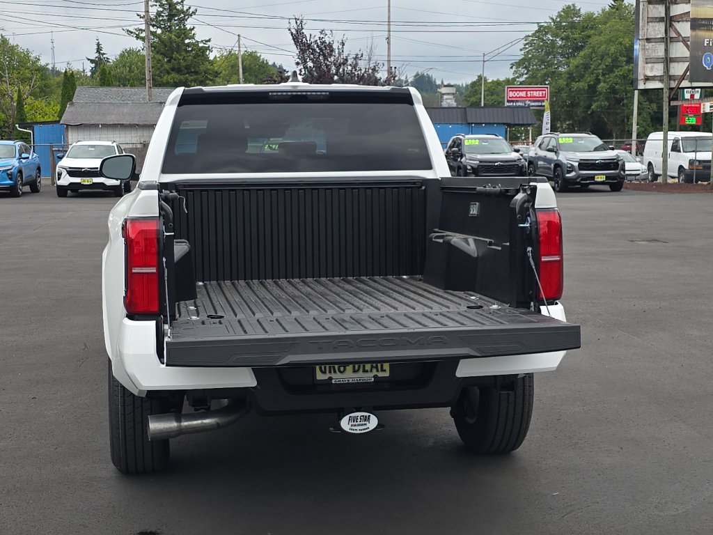 New 2025 Toyota Tacoma SR5 image 9