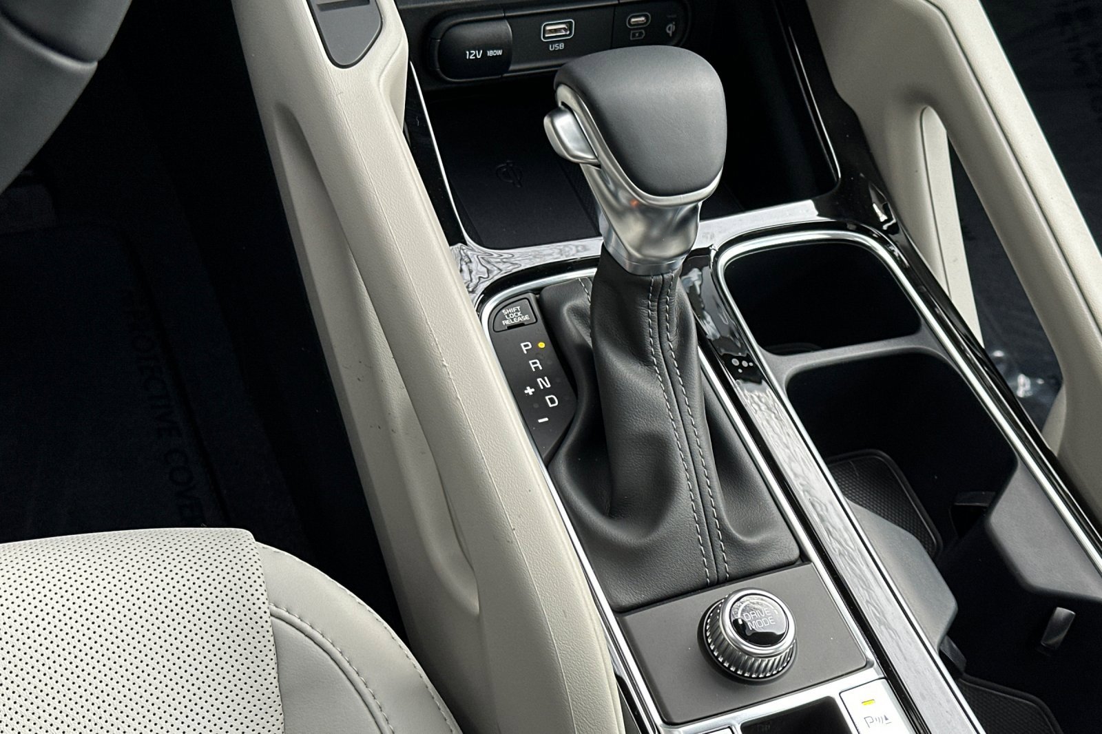 New 2025 Kia Telluride S image 18