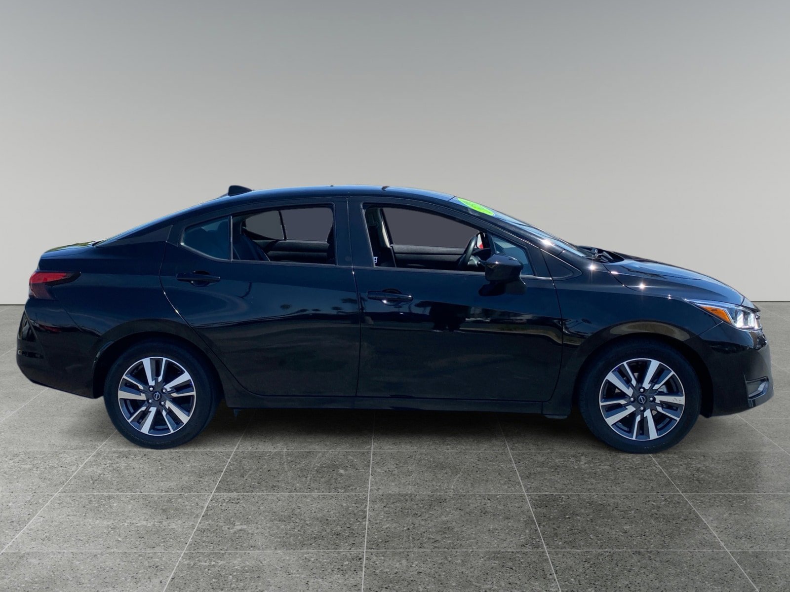 Used 2023 Nissan Versa SV FWD image 6