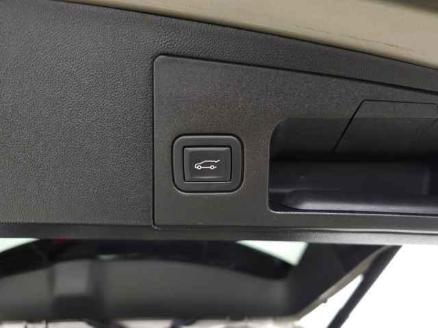 Certified 2023 Cadillac XT5 Sportv w/ Technology Package AWD/4WD image 7