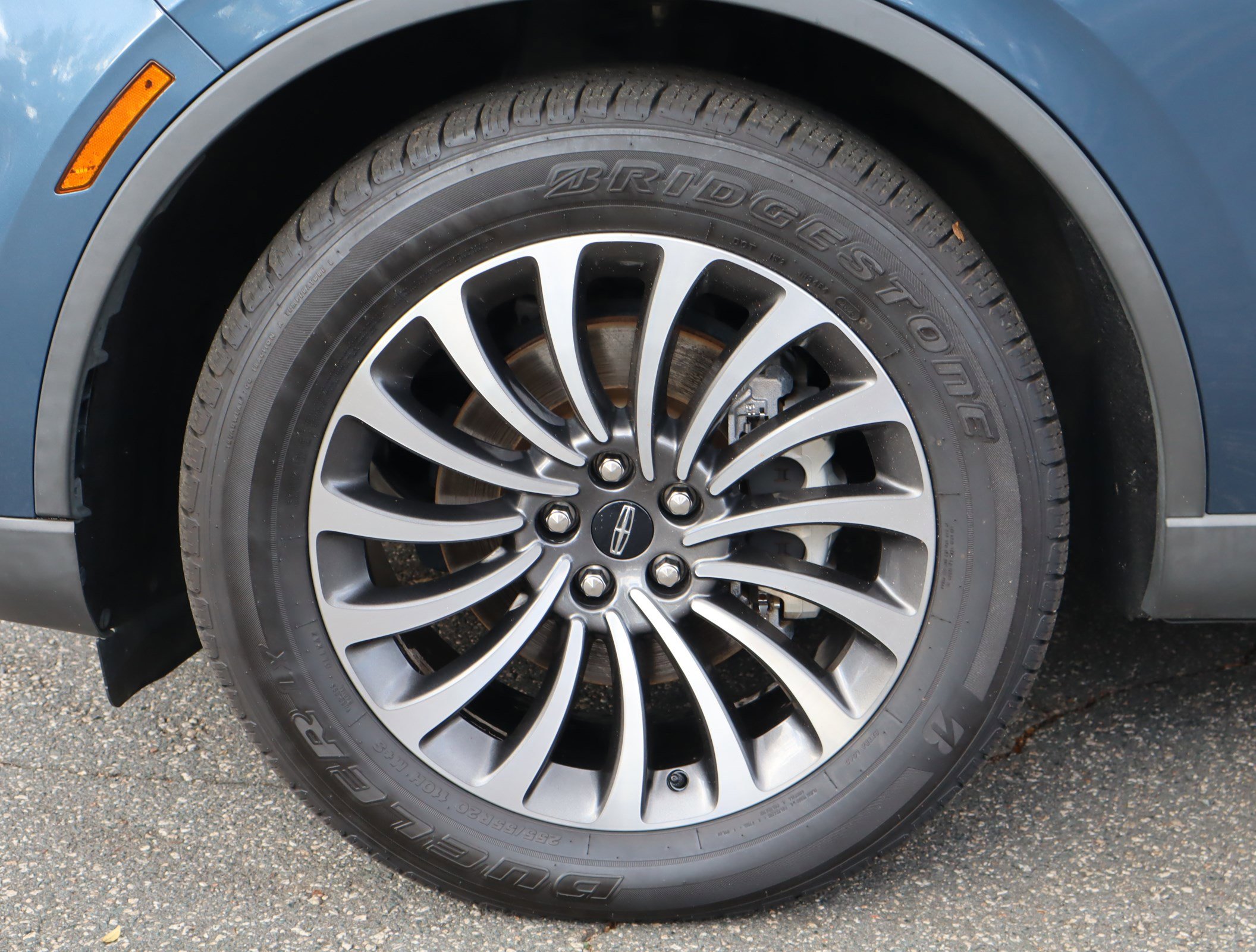 Used 2020 Lincoln Aviator Reserve image 38