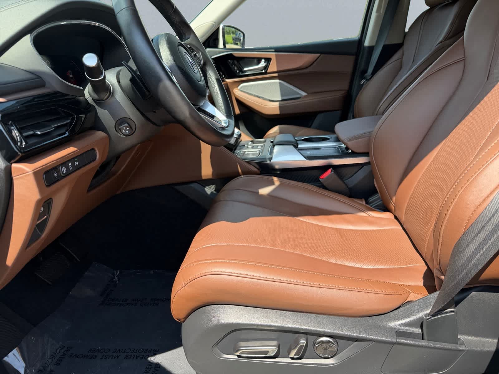 Used 2024 Acura MDX SH-AWD w/ Technology Package image 7