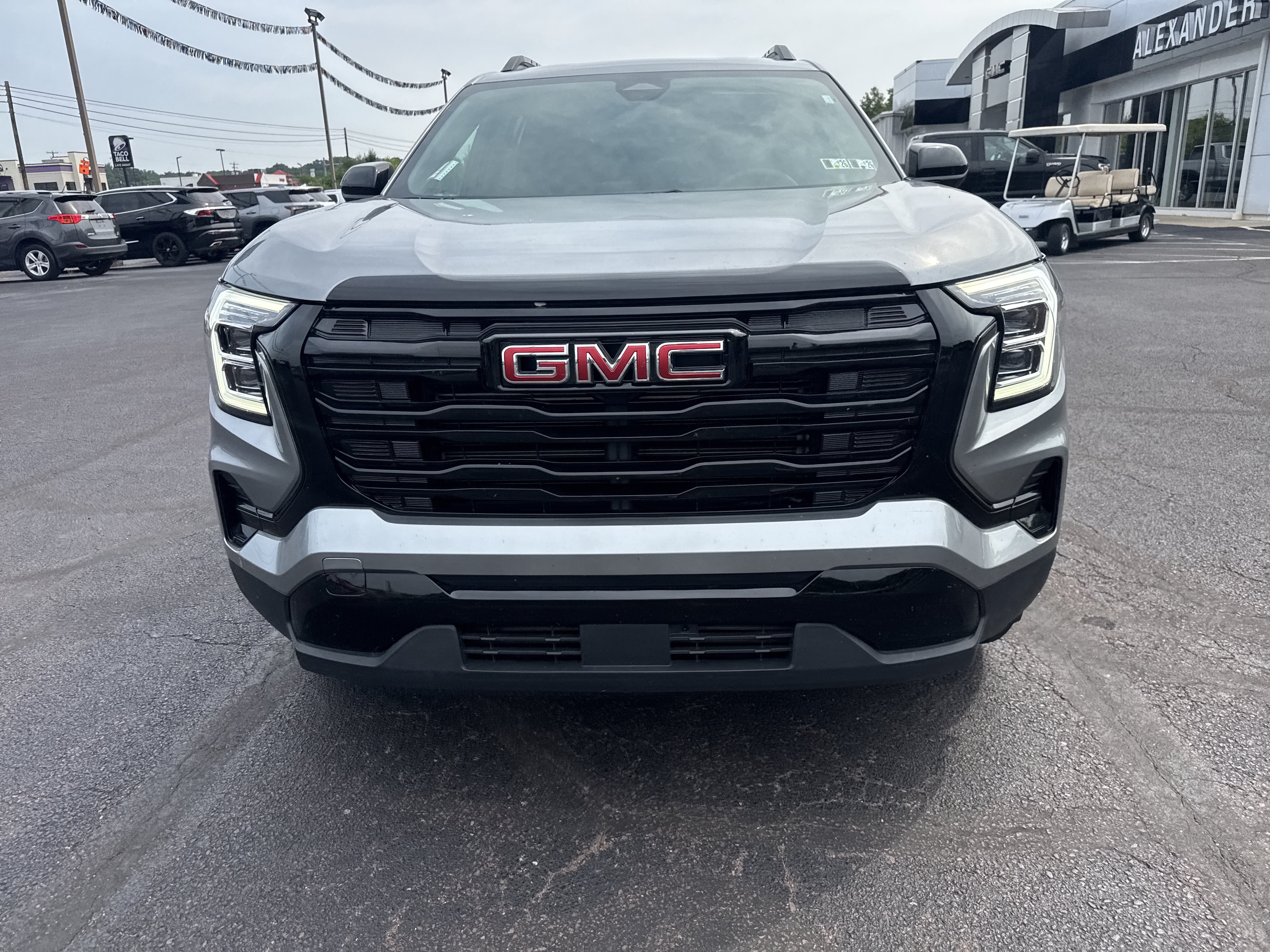Used 2026 GMC Terrain Elevation w/ Elevation Premium Package AWD/4WD image 9