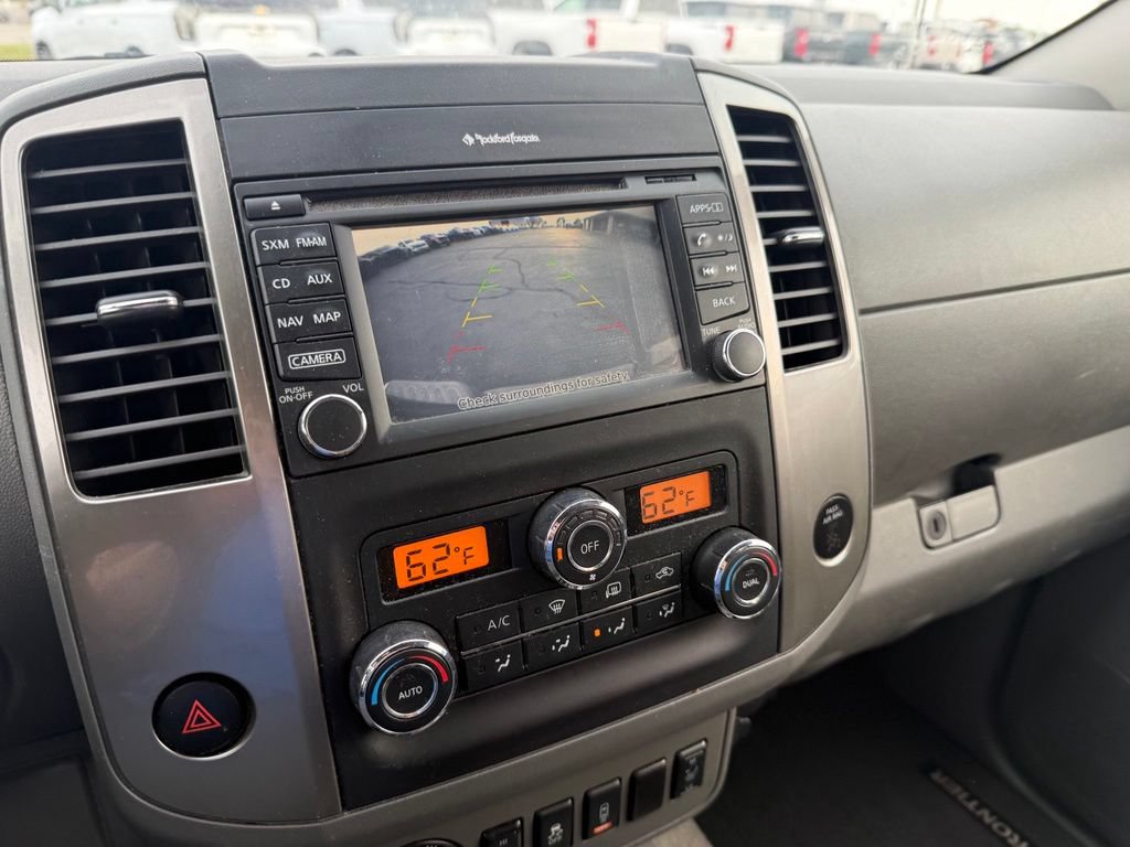 Used 2015 Nissan Frontier SL AWD/4WD image 9