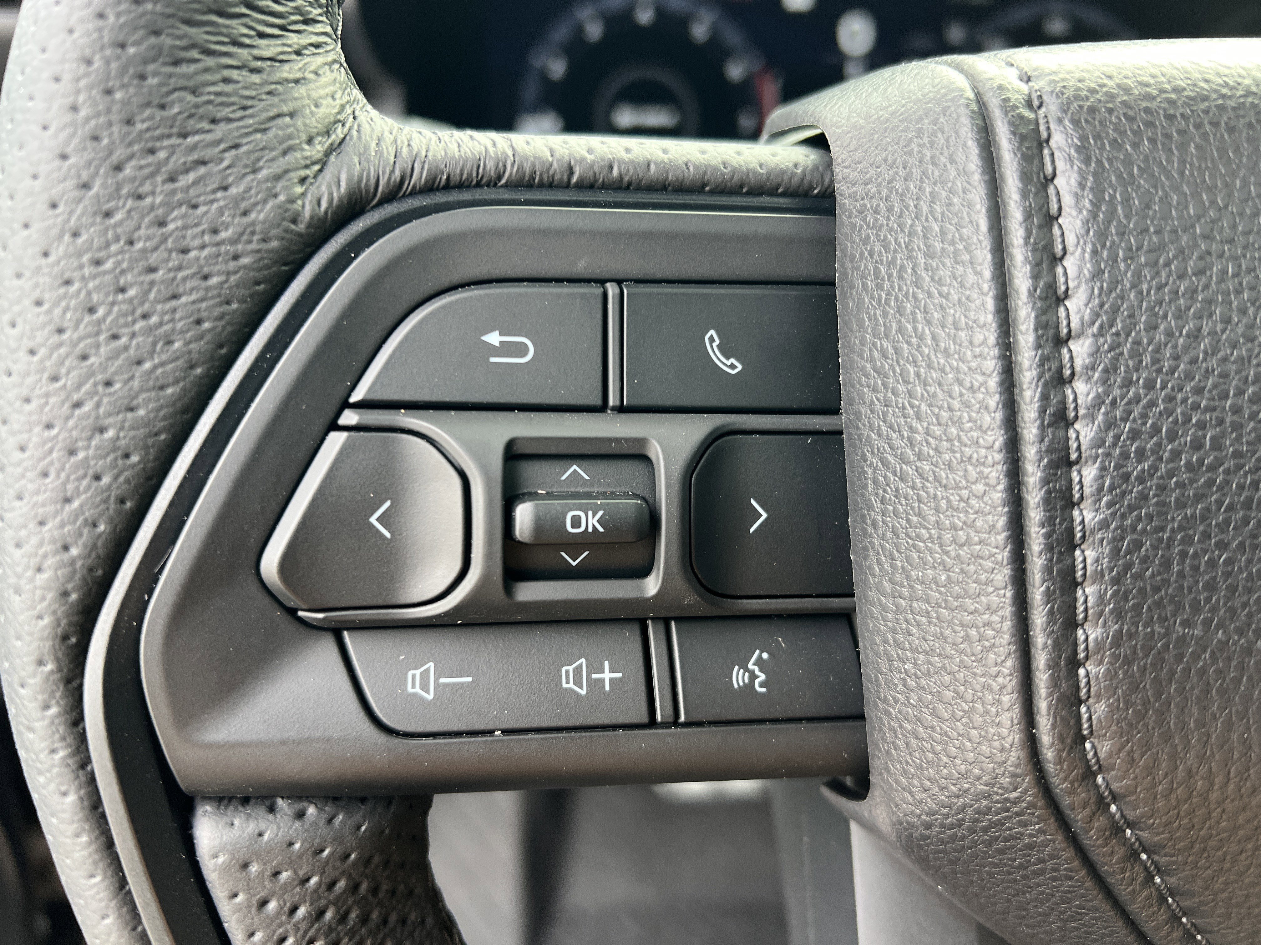 Certified 2025 Toyota Tacoma TRD Pro image 11