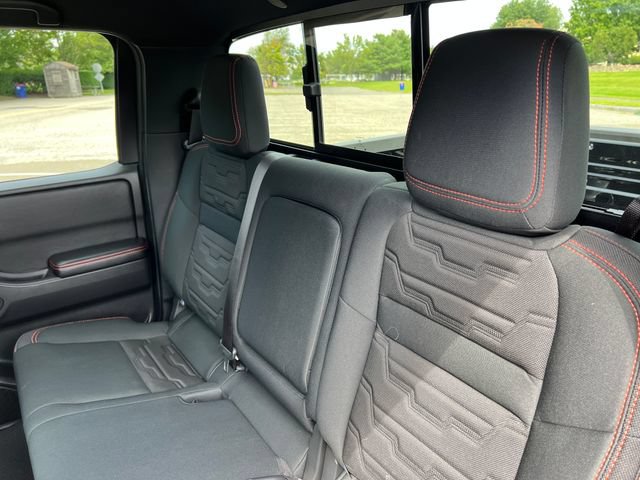 Used 2025 Nissan Frontier PRO-4X AWD/4WD image 24