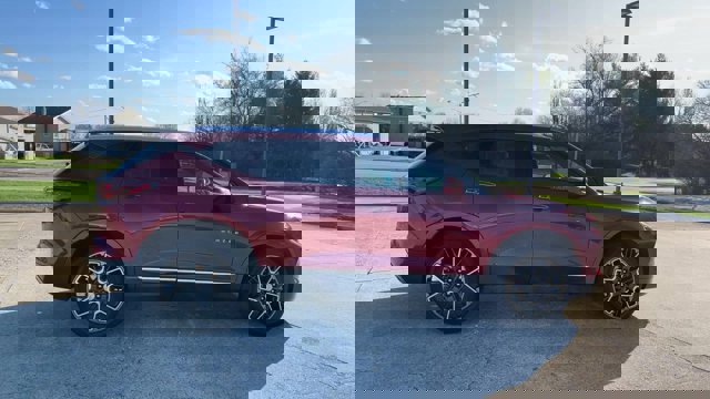 Certified 2023 Chevrolet Blazer Premier w/ Driver Confidence II Package image 9