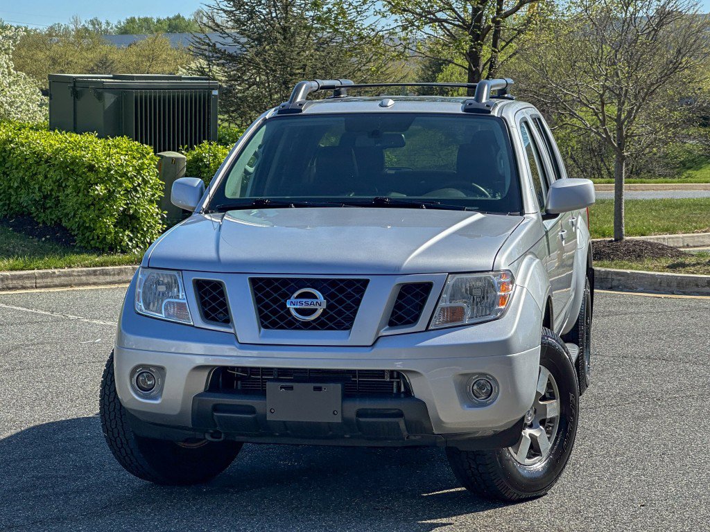 Used 2012 Nissan Frontier PRO-4X w/ Pro-4x Luxury Pkg AWD/4WD image 4