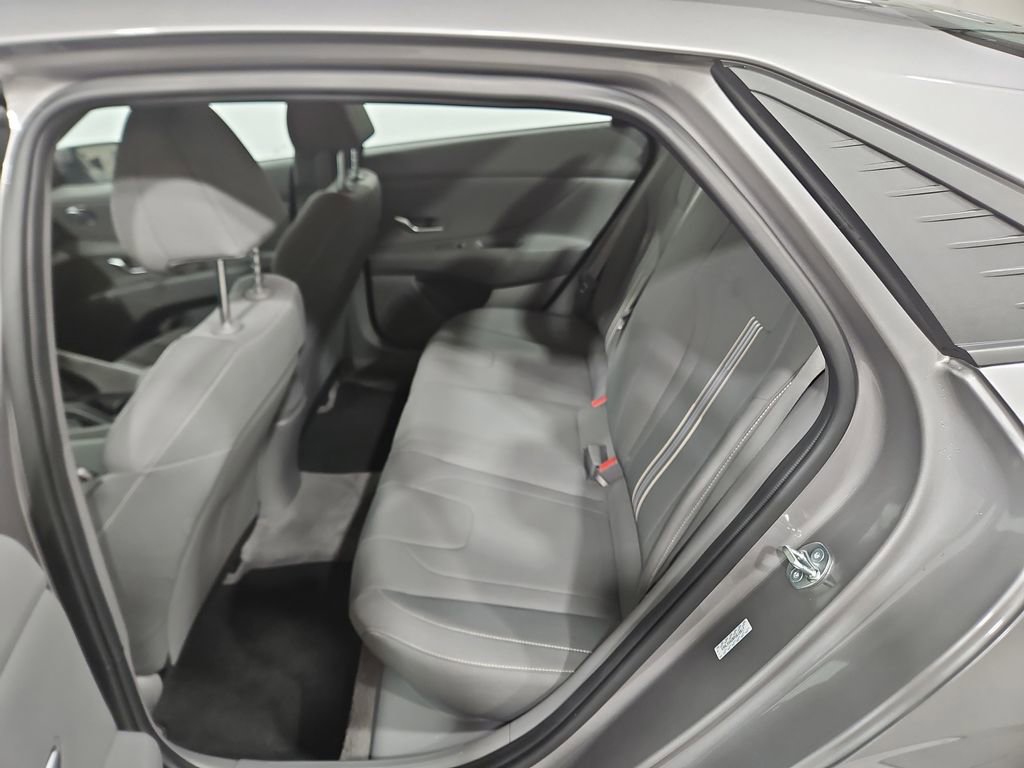 Used 2023 Hyundai Elantra SEL w/ Cargo Package FWD image 24