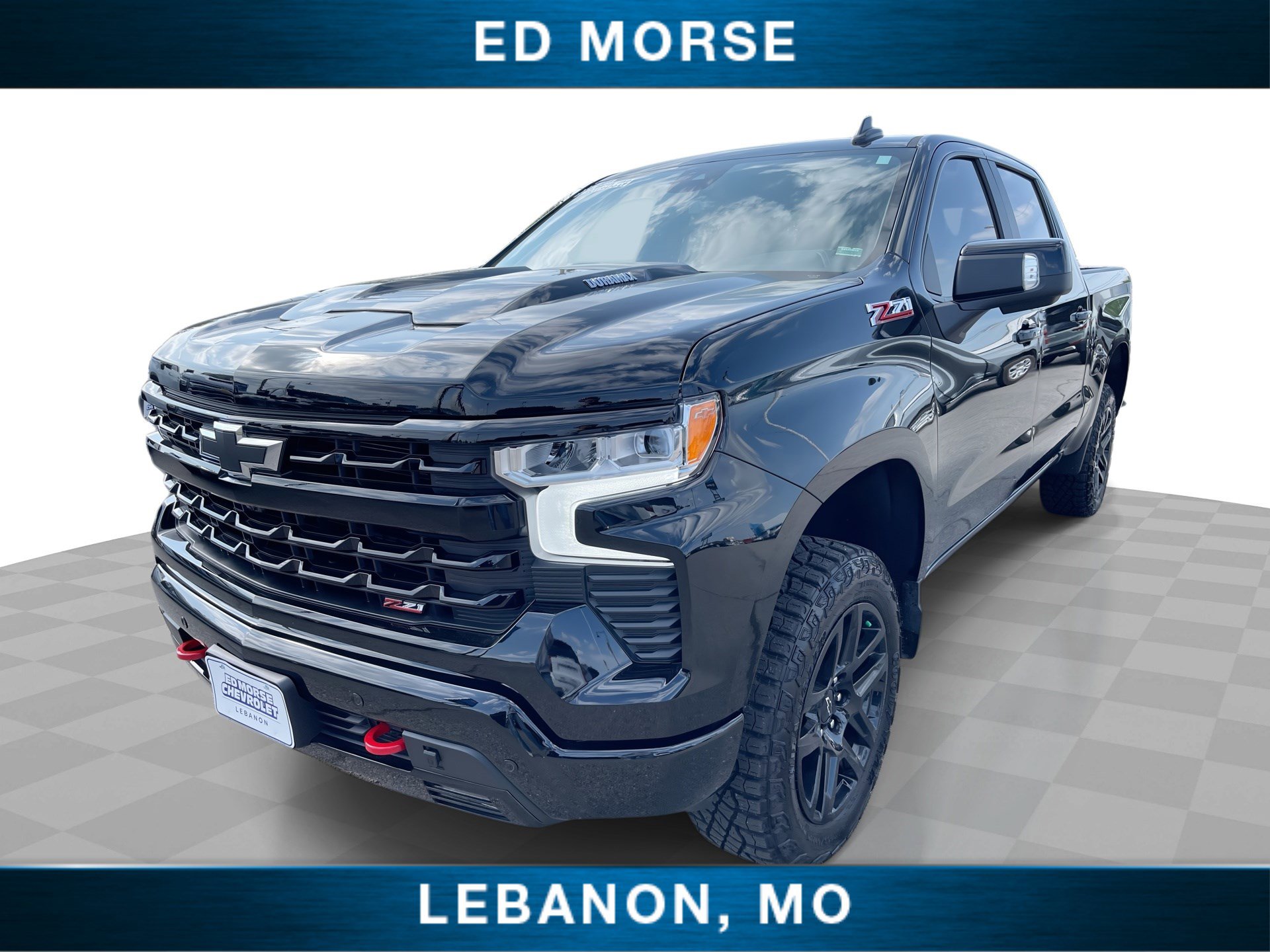Used 2026 Chevrolet Silverado 1500 LT Trail Boss w/ LT Trail Boss Premium Package AWD/4WD image 1