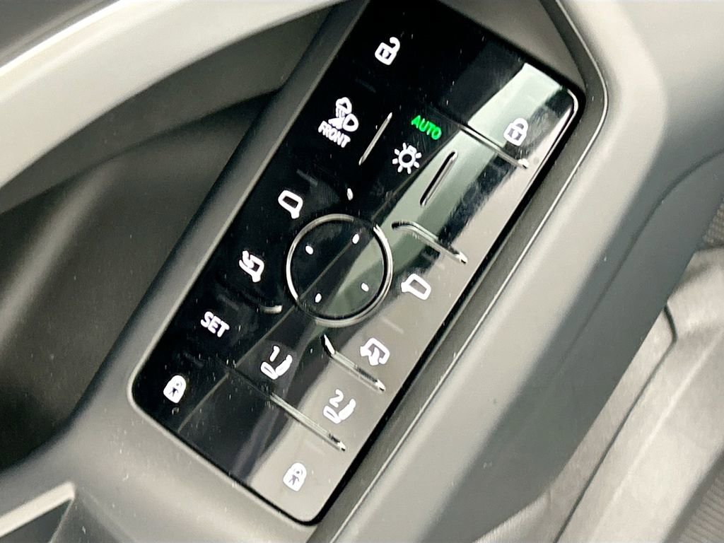 Used 2025 Audi Q5 Premium Plus image 22