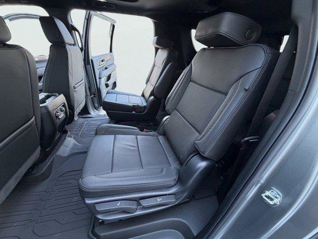 New 2026 GMC Yukon XL Denali w/ Sun & Power Step Package image 8