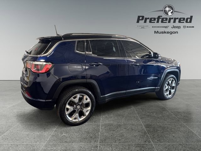 Used 2019 Jeep Compass Limited AWD/4WD image 17