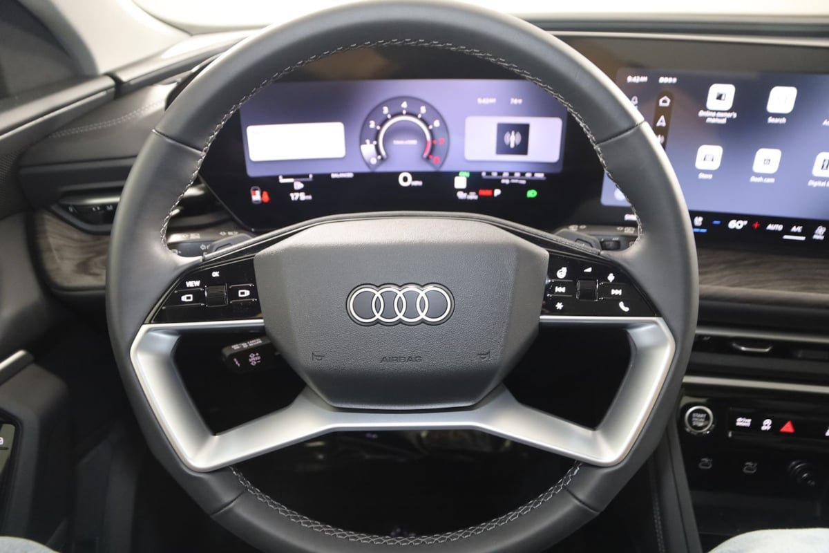 Used 2026 Audi Q5 Premium Plus AWD/4WD image 34