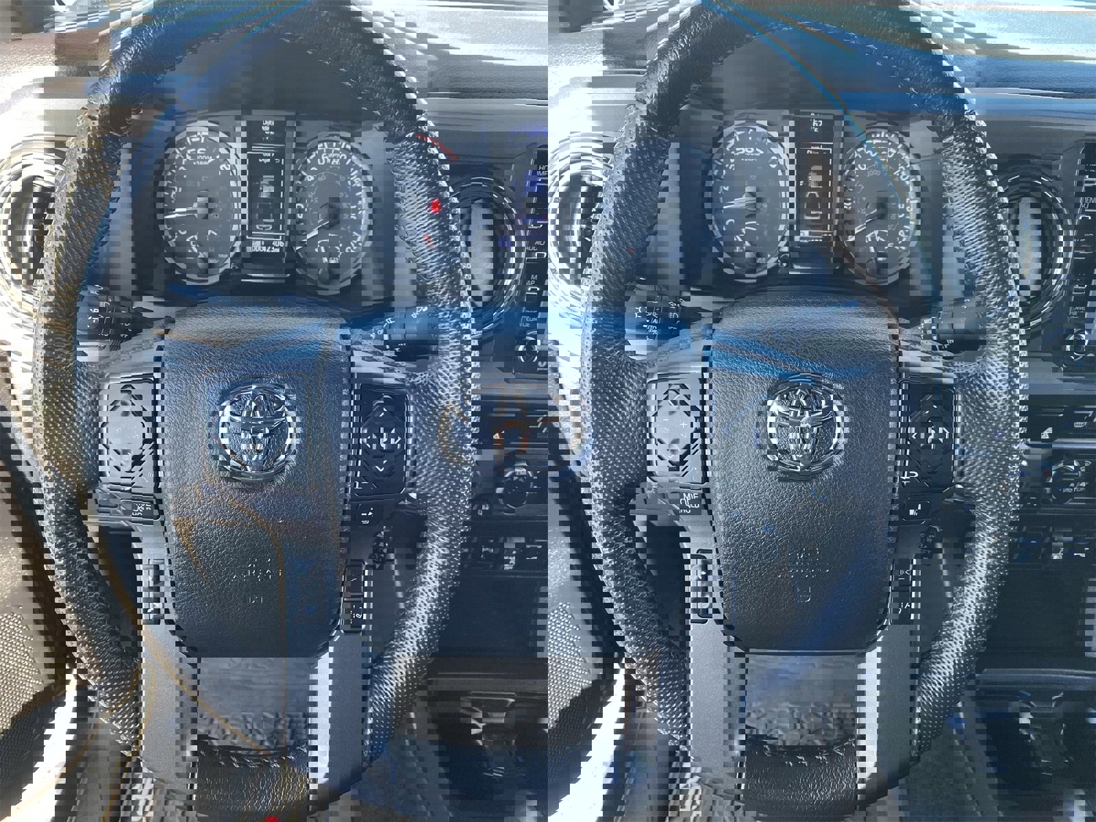 Used 2023 Toyota Tacoma TRD Pro image 24