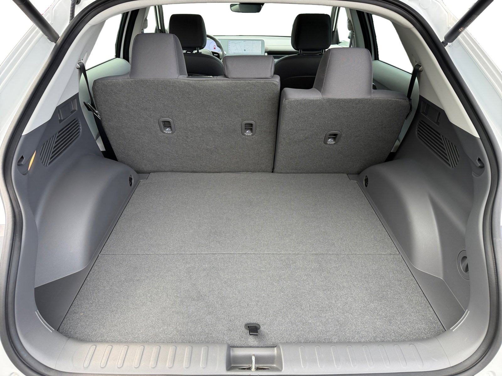 Certified 2024 Hyundai Ioniq 5 SEL image 17