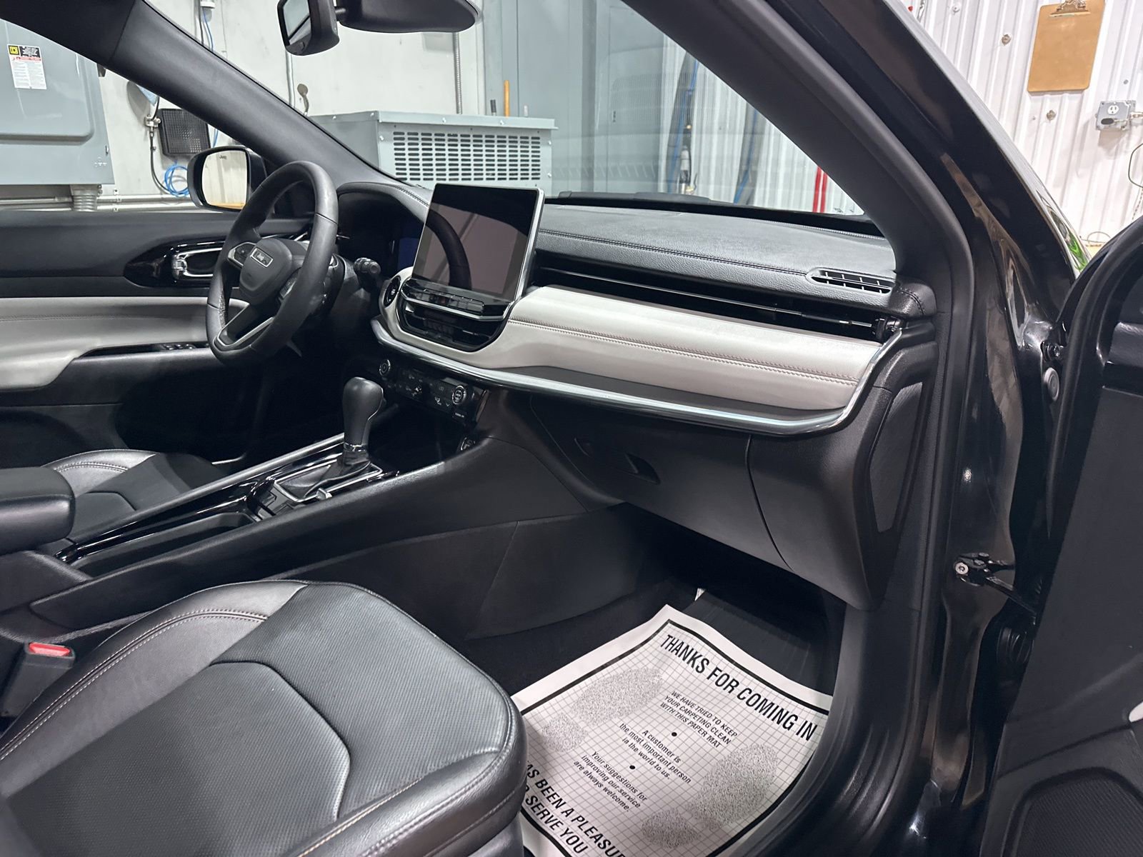 Used 2024 Jeep Compass Limited w/ Elite Group image 30