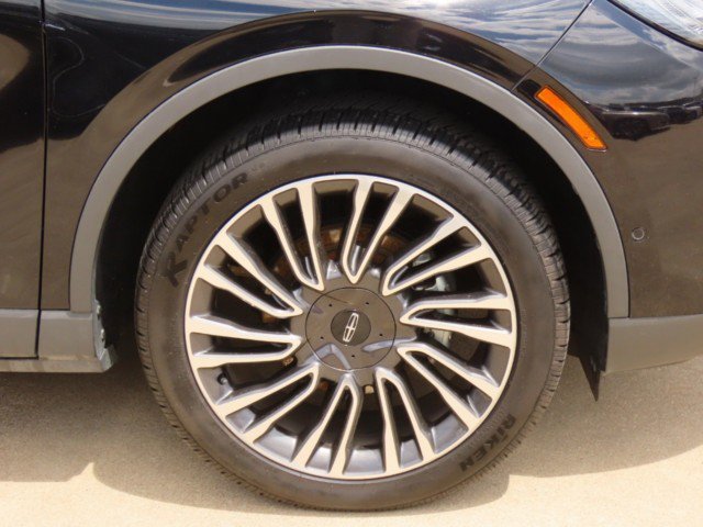 Certified 2020 Lincoln Corsair Reserve w/ Equipment Group 201A image 7