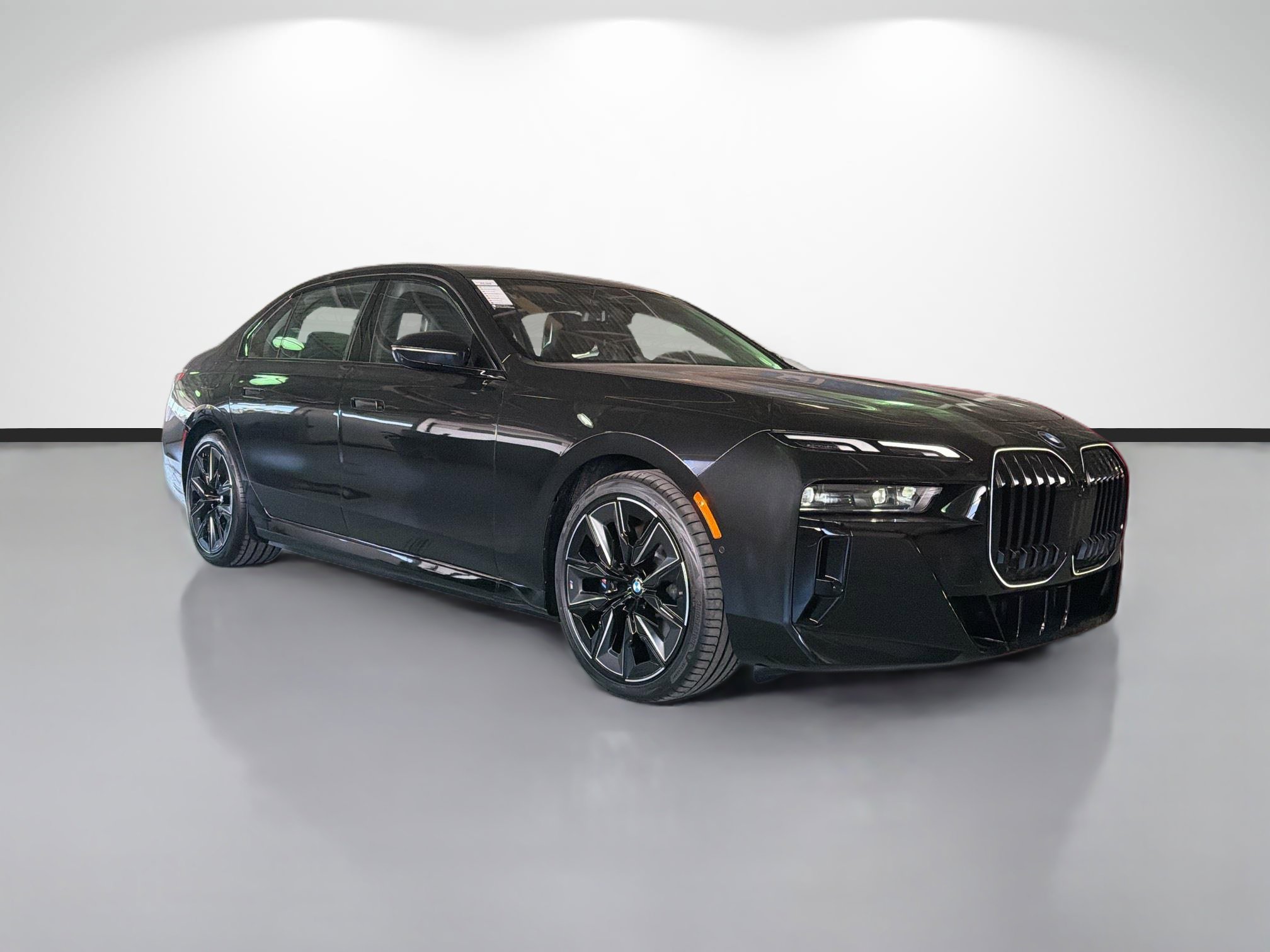 New 2026 BMW 750e xDrive