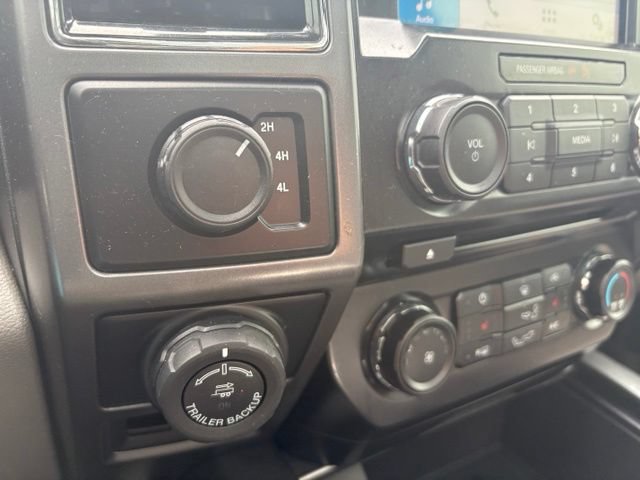Used 2017 Ford F150 XLT w/ Equipment Group 302A Luxury AWD/4WD image 30