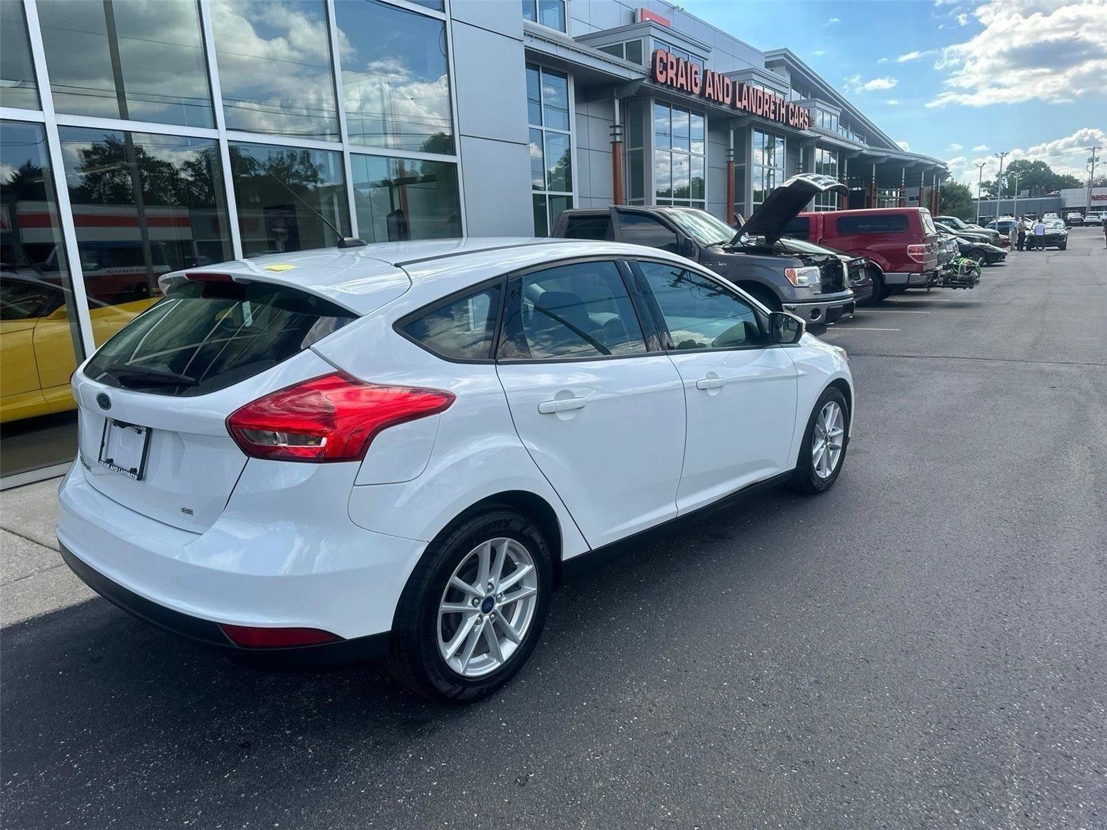 Used 2017 Ford Focus SE FWD video 3