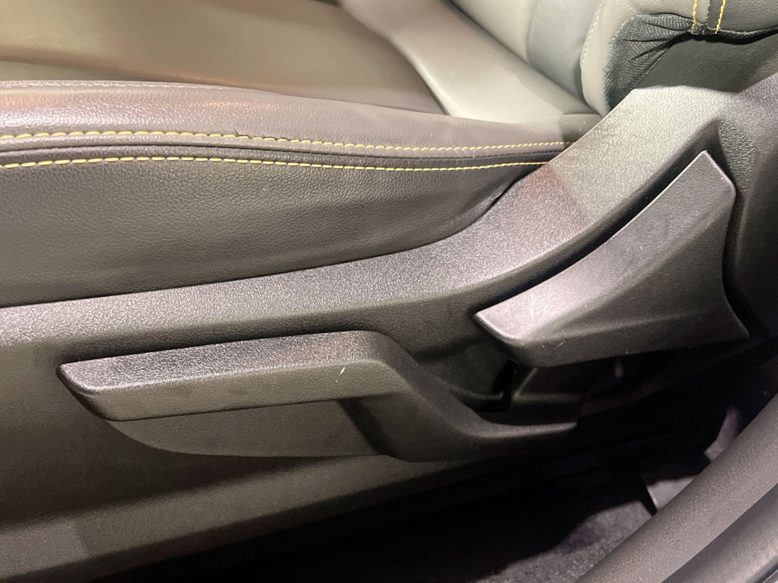 Used 2021 Subaru Crosstrek 2.5i Sport w/ Moonroof Package image 23