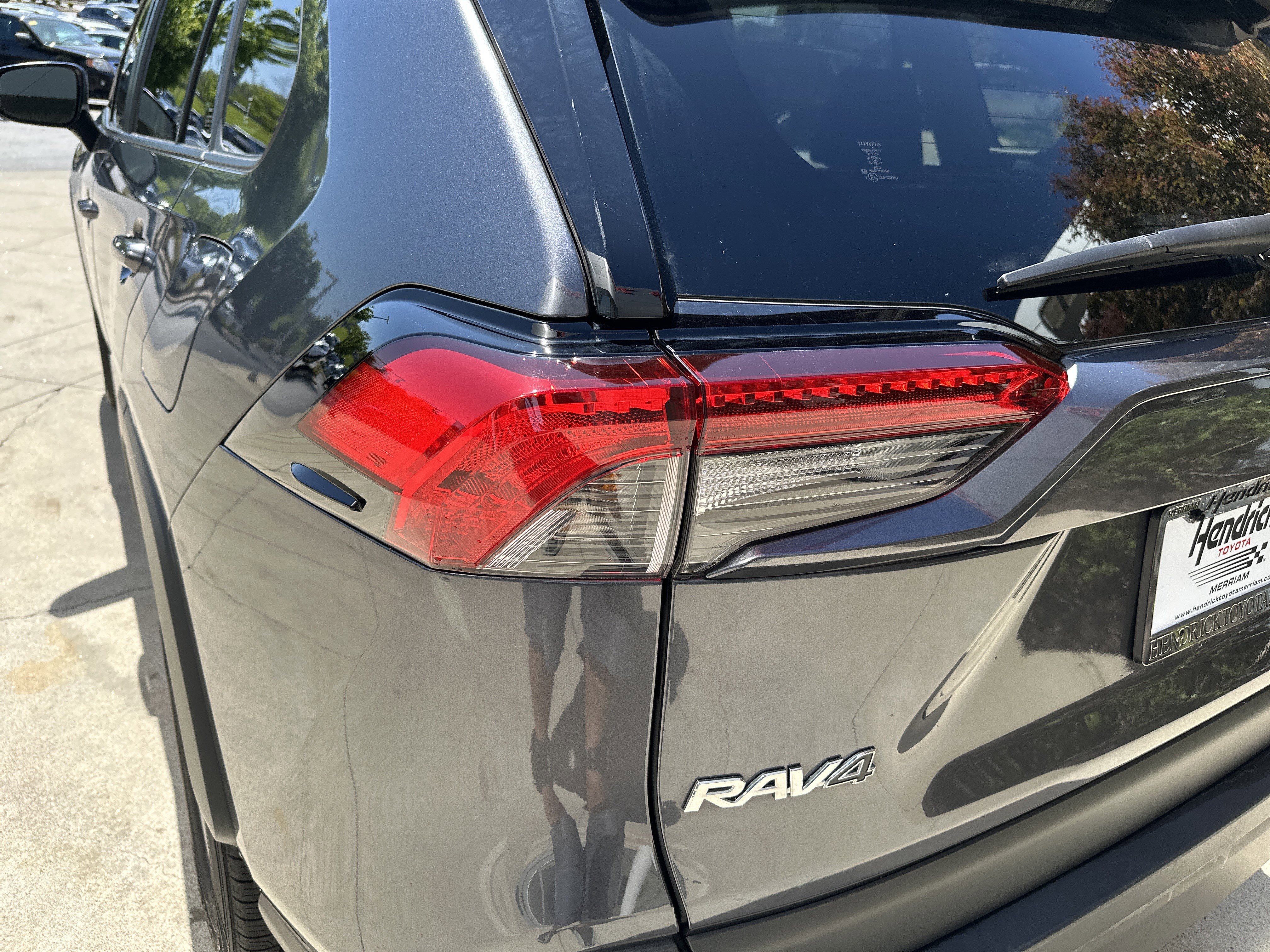 Used 2023 Toyota RAV4 XLE w/ Convenience Package AWD/4WD image 10