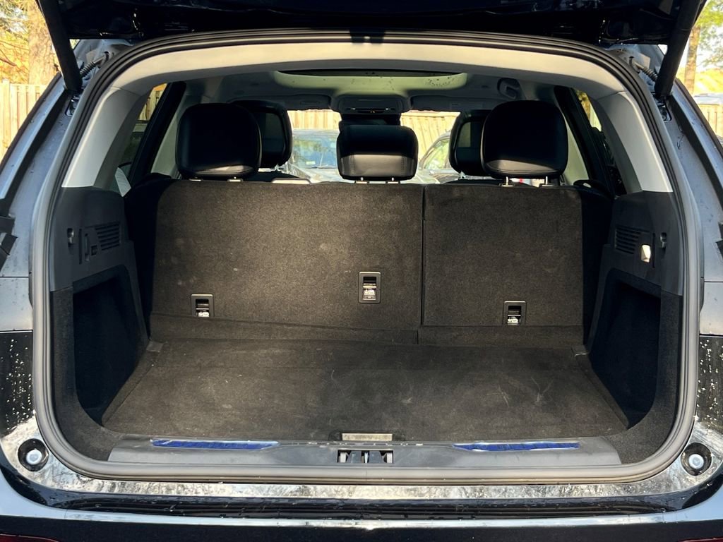 Used 2026 Lincoln Nautilus Premier w/ Equipment Group 102A image 16