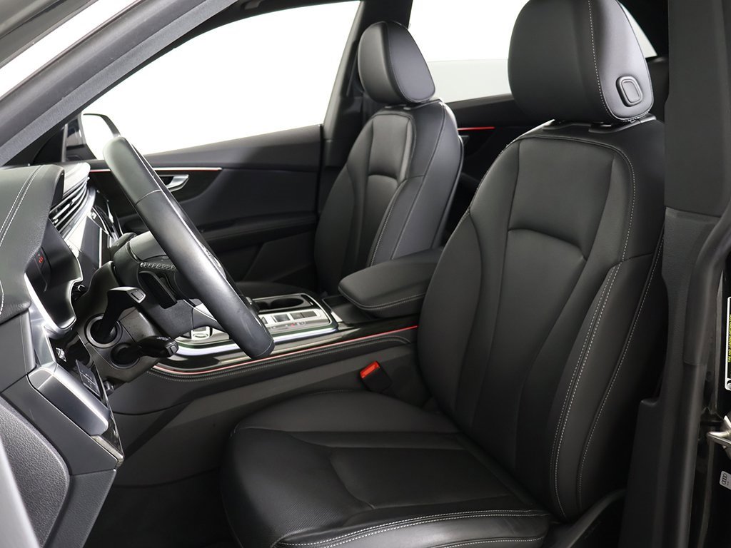 Used 2024 Audi Q8 Premium Plus image 33