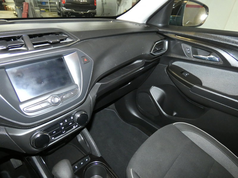 Used 2023 Chevrolet TrailBlazer LT image 11