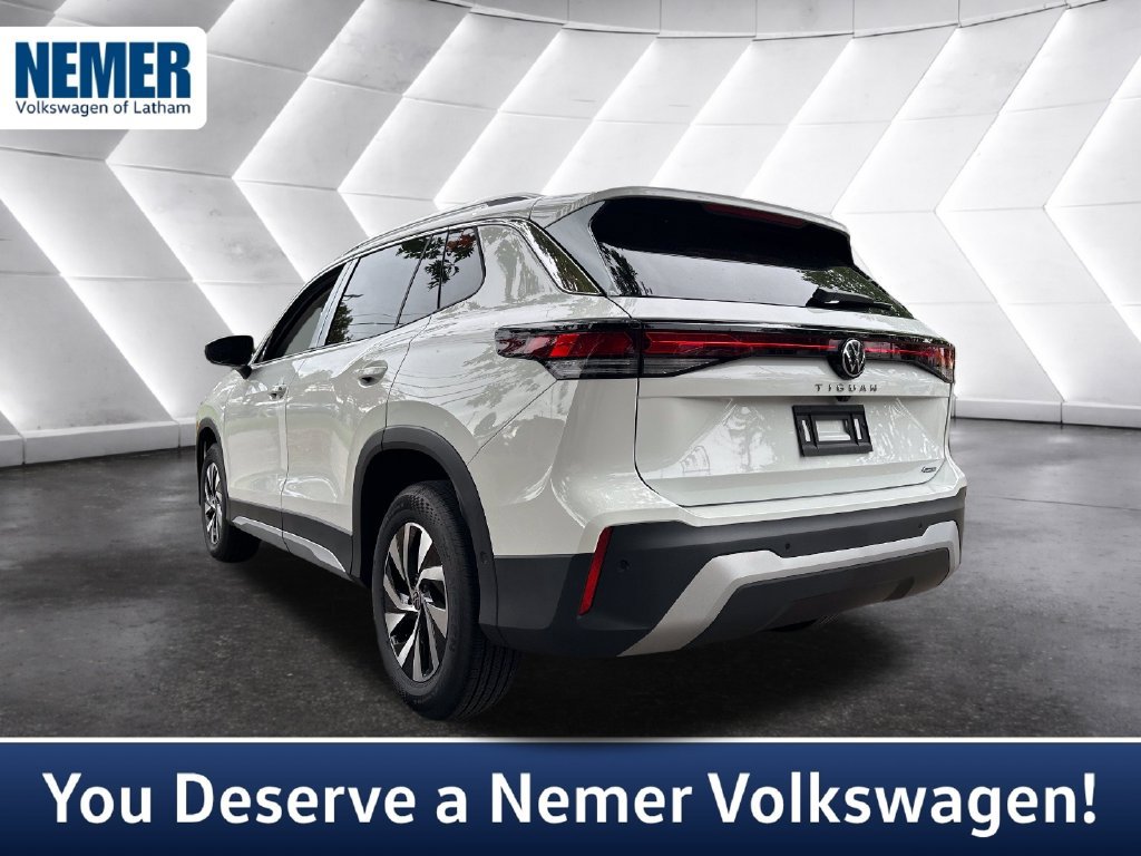 New 2026 Volkswagen Tiguan S AWD/4WD image 2