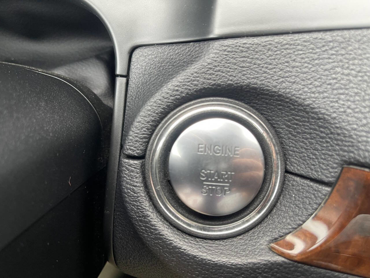 Used 2013 Mercedes-Benz E 350 Cabriolet image 35