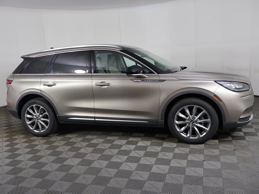 Used 2020 Lincoln Corsair AWD w/ Premium Package image 19