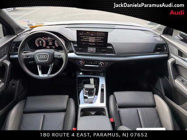 Certified 2024 Audi Q5 2.0T Premium Plus w/ Premium Plus Package AWD/4WD image 6
